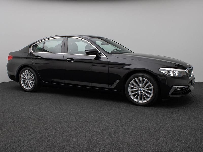 Gebraucht BMW 530 Luxury Line 252 PS (185 kW) 2019 Schwarz 2668schwarz Limousine