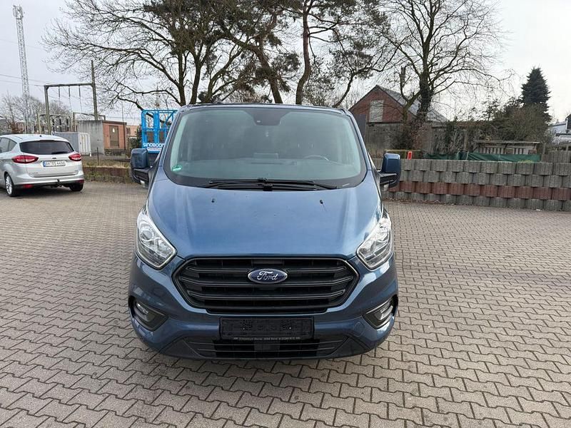 Second-hand Ford Transit 131 CP (96 kW) 2019 Albastru Break