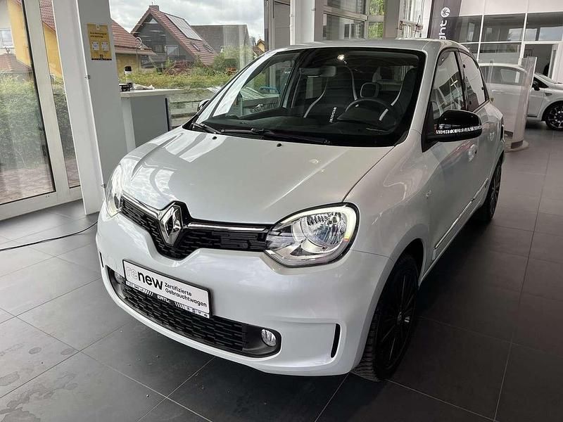 Weiß Gebraucht 2023 Renault Twingo Urban Night Kleinwagen | 16.990 € (Teuer) - Bild 1/4