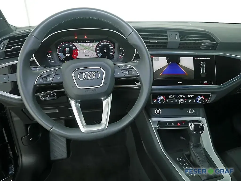 Gebraucht Audi Q3 Ambiente 150 PS (110 kW) 2025 Mythosschwarz metallic SUV