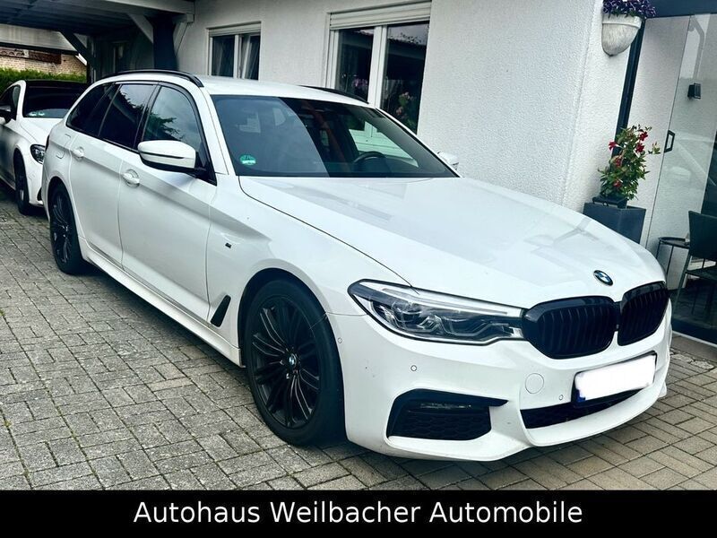 Alpinweiss iii Gebraucht 2018 BMW 540 M Sport Kombi | 22.900 € (Fairer Preis) - Bild 1/4