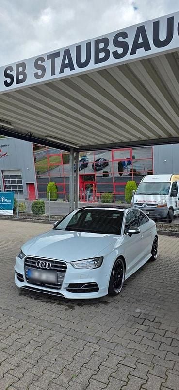 Second-hand Audi S3 Performance 300 CP (220 kW) 2014 Alb Berlinǎ