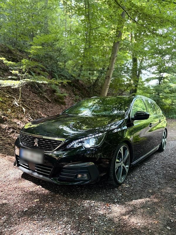 Schwarz Gebraucht 2021 Peugeot 308 GTi Kombi | 14.000 € - Bild 1/4
