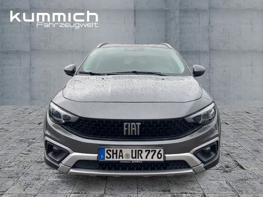 Gebraucht Fiat Tipo Cross 131 PS (96 kW) 2022 Grau Limousine