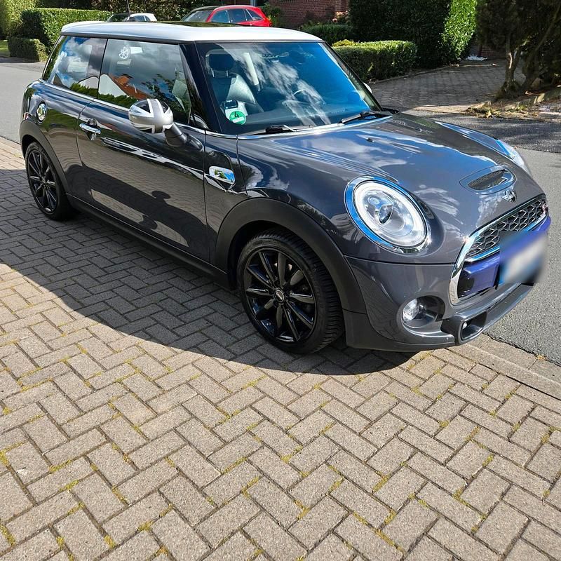 Grau Gebraucht 2017 Mini Cooper S Kleinwagen | 12.499 € (Guter Preis) - Bild 1/4