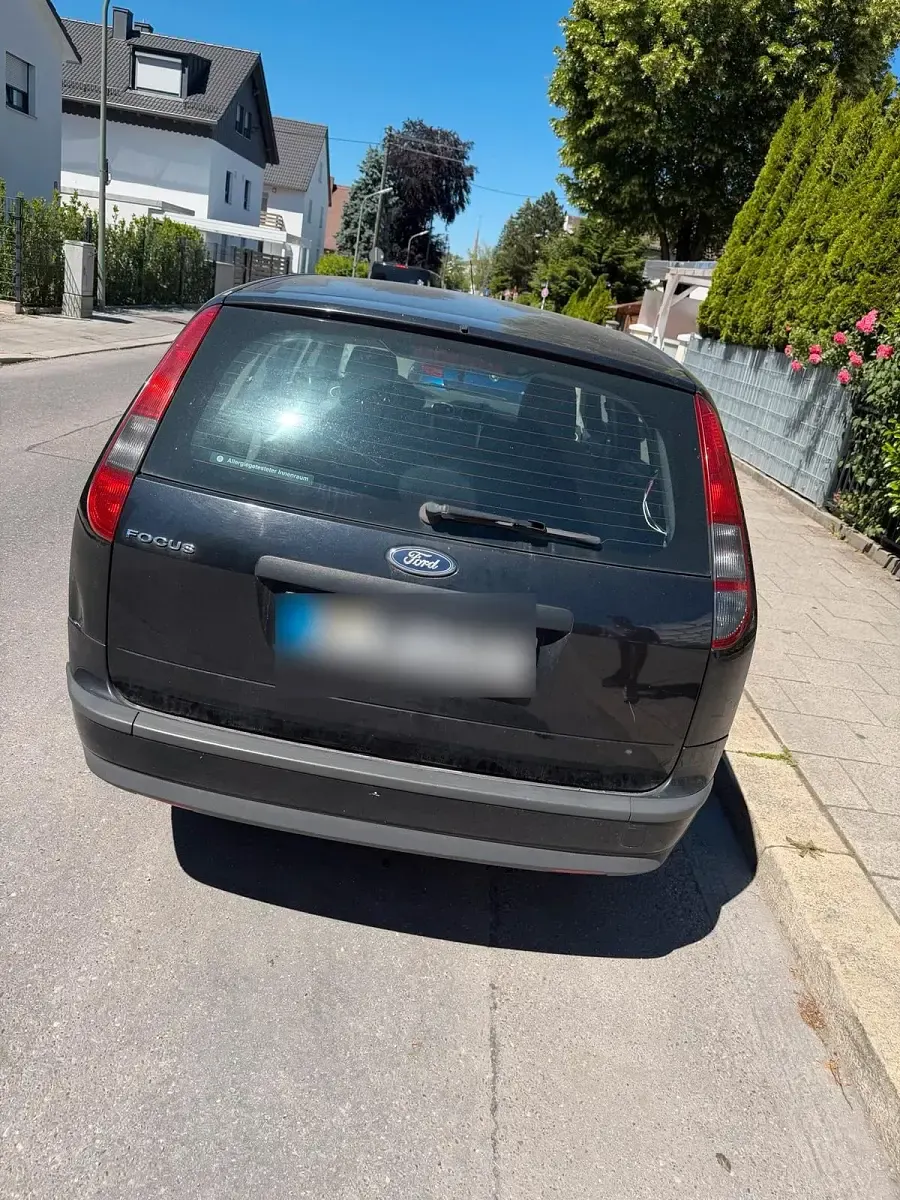 Gebraucht Ford Focus 125 PS (91 kW) 2006 Schwarz Kombi