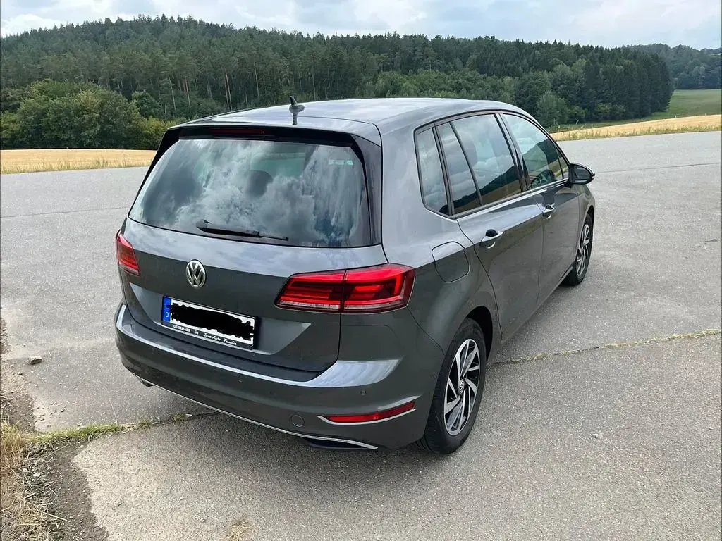 Gebraucht VW Golf Sportsvan Join 131 PS (96 kW) 2019 Grau Van / Kleinbus