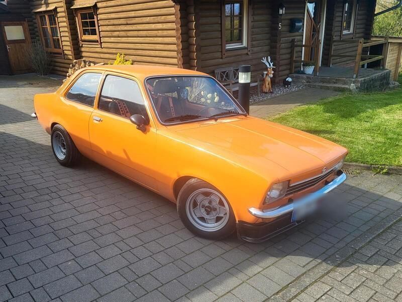 Orange Gebraucht 1977 Opel Kadett Limousine | 6.900 € - Bild 1/4