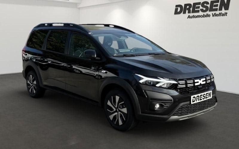 Neu Dacia Jogger Expression 110 PS (80 kW) 2025 Schwarz Van / Kleinbus