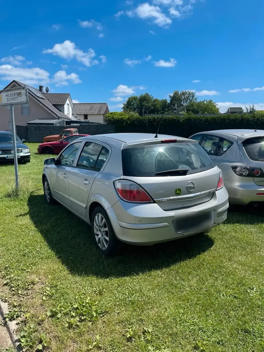 Gebraucht Opel Astra 90 PS (66 kW) 2006 Grau Kleinwagen