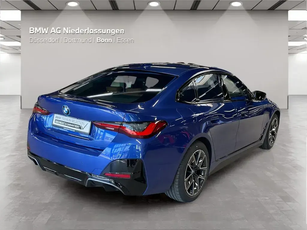 Gebraucht BMW i4 Performance 400 kW (544 PS) 2023 Blau Limousine