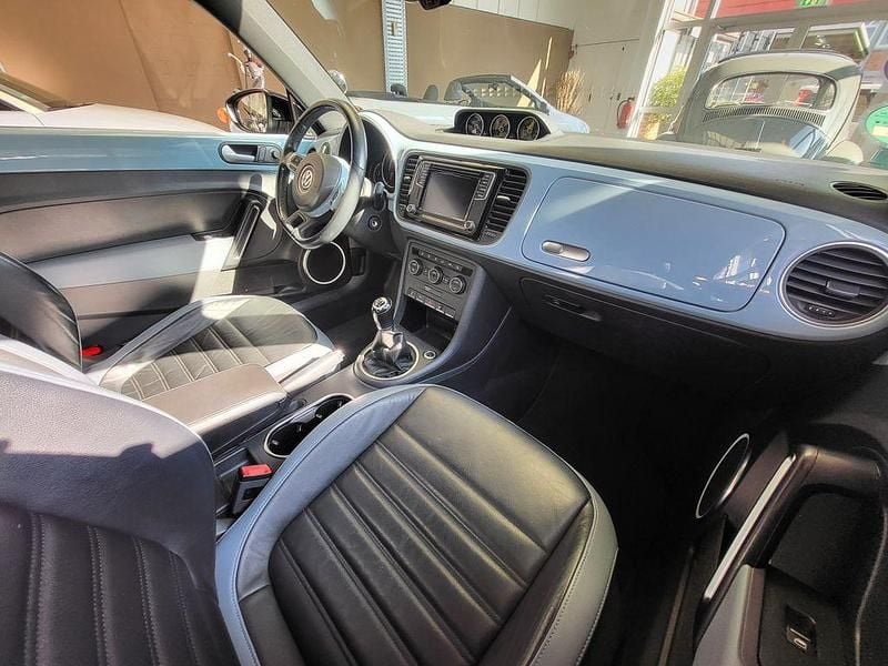 Gebraucht VW Beetle Sportline 220 PS (161 kW) 2015 Blau Kleinwagen