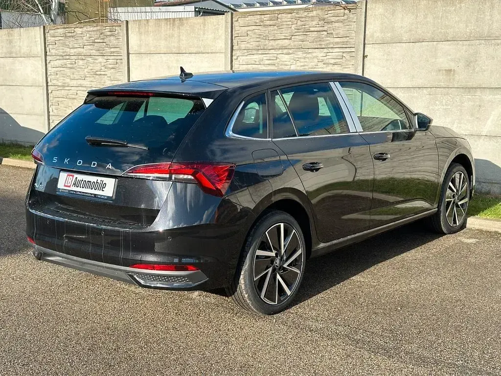 Neu Skoda 105 116 PS (85 kW) 2026 Schwarz Limousine
