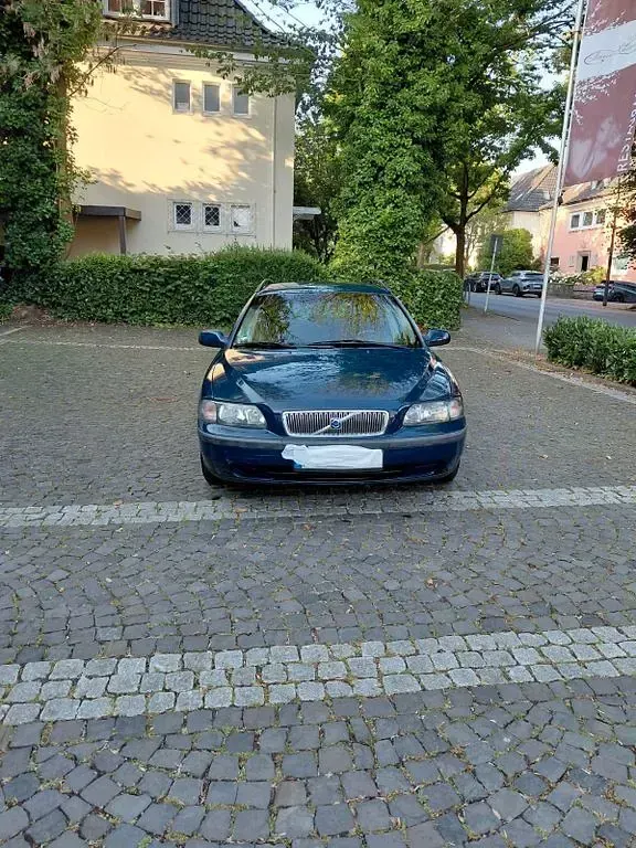 Gebraucht Volvo V70 140 PS (102 kW) 2001 Blau Kombi
