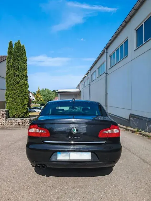 Gebraucht Skoda Superb Elegance 170 PS (125 kW) 2009 Schwarz Limousine