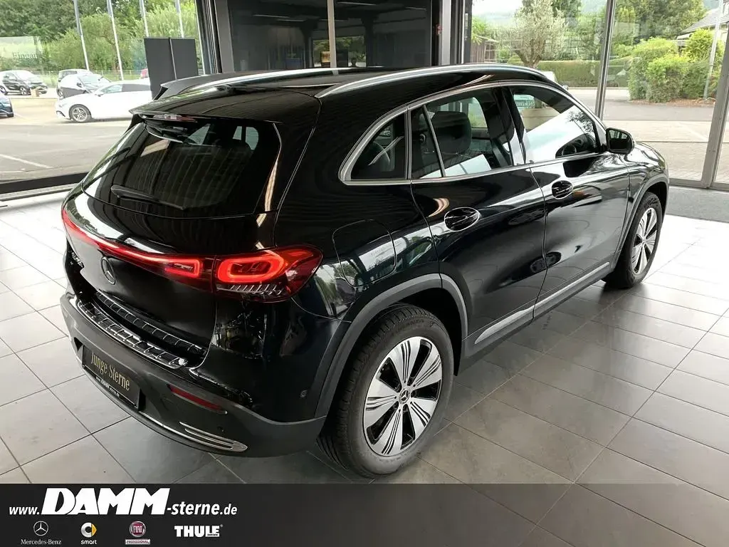 Gebraucht Mercedes EQA250 Progressive 139 kW (190 PS) 2023 Schwarz SUV