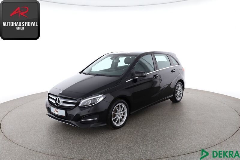 Schwarz (metallic) Gebraucht 2016 Mercedes B200 Urban Van / Kleinbus | 15.280 € (Fairer Preis) - Bild 1/4