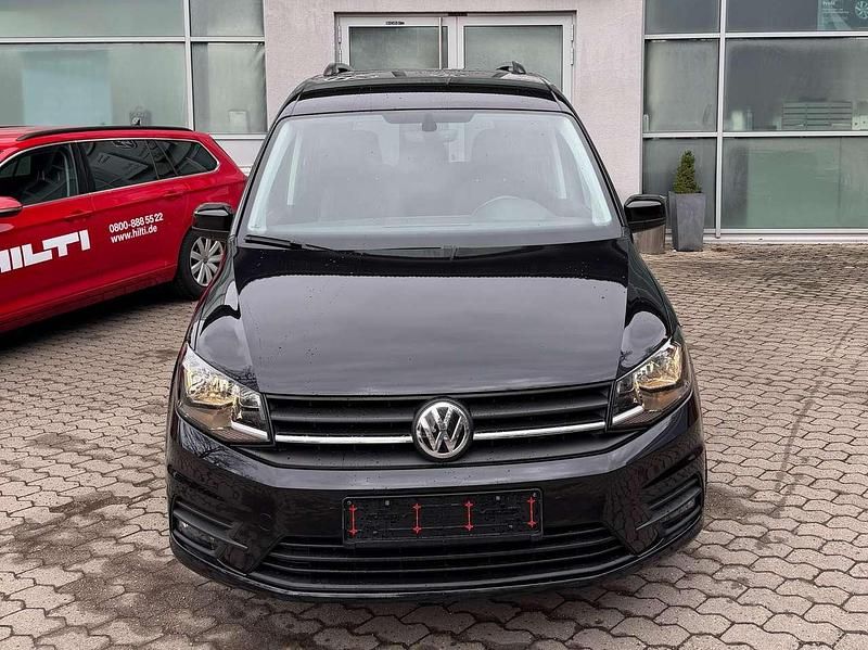 Gebraucht VW Caddy 102 PS (75 kW) 2019 Deep black perleffekt Van / Kleinbus