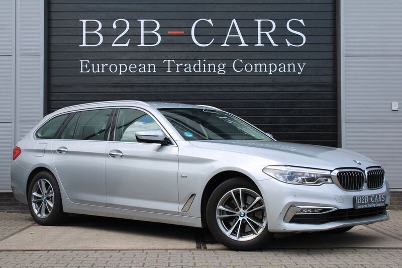 Silber Gebraucht 2018 BMW 520 Sport Line Kombi | 14.900 € (Teuer) - Bild 1/4