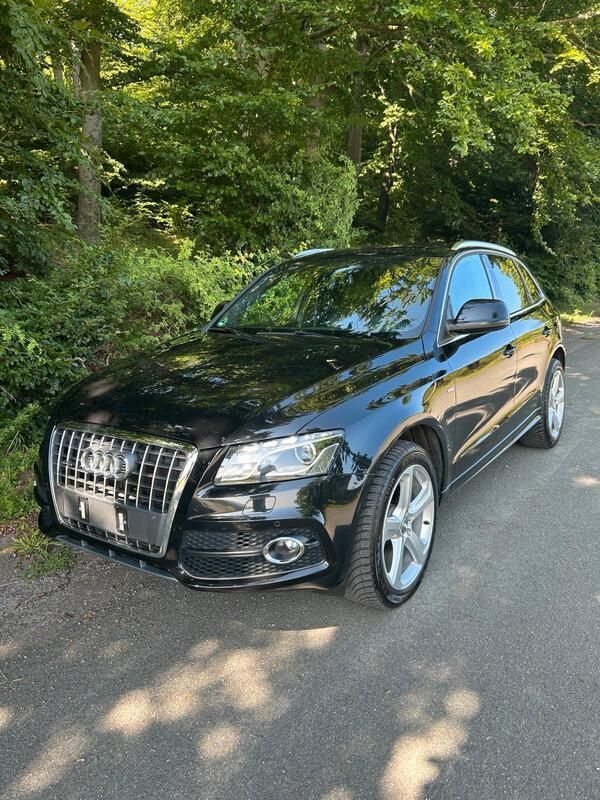 Schwarz Gebraucht 2011 Audi Q5 S-Line SUV | 15.249 € (Etwas zu teuer) - Bild 1/4
