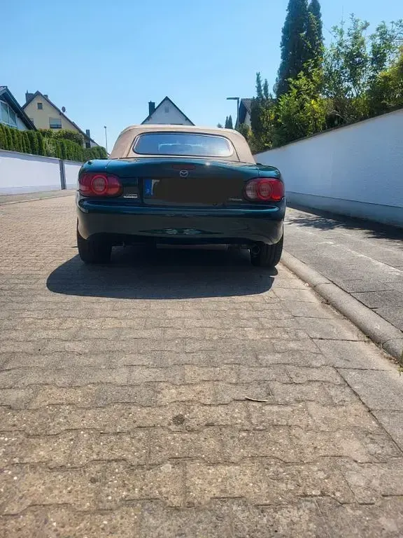 Gebraucht Mazda MX5 110 PS (80 kW) 2001 Grün Cabrio
