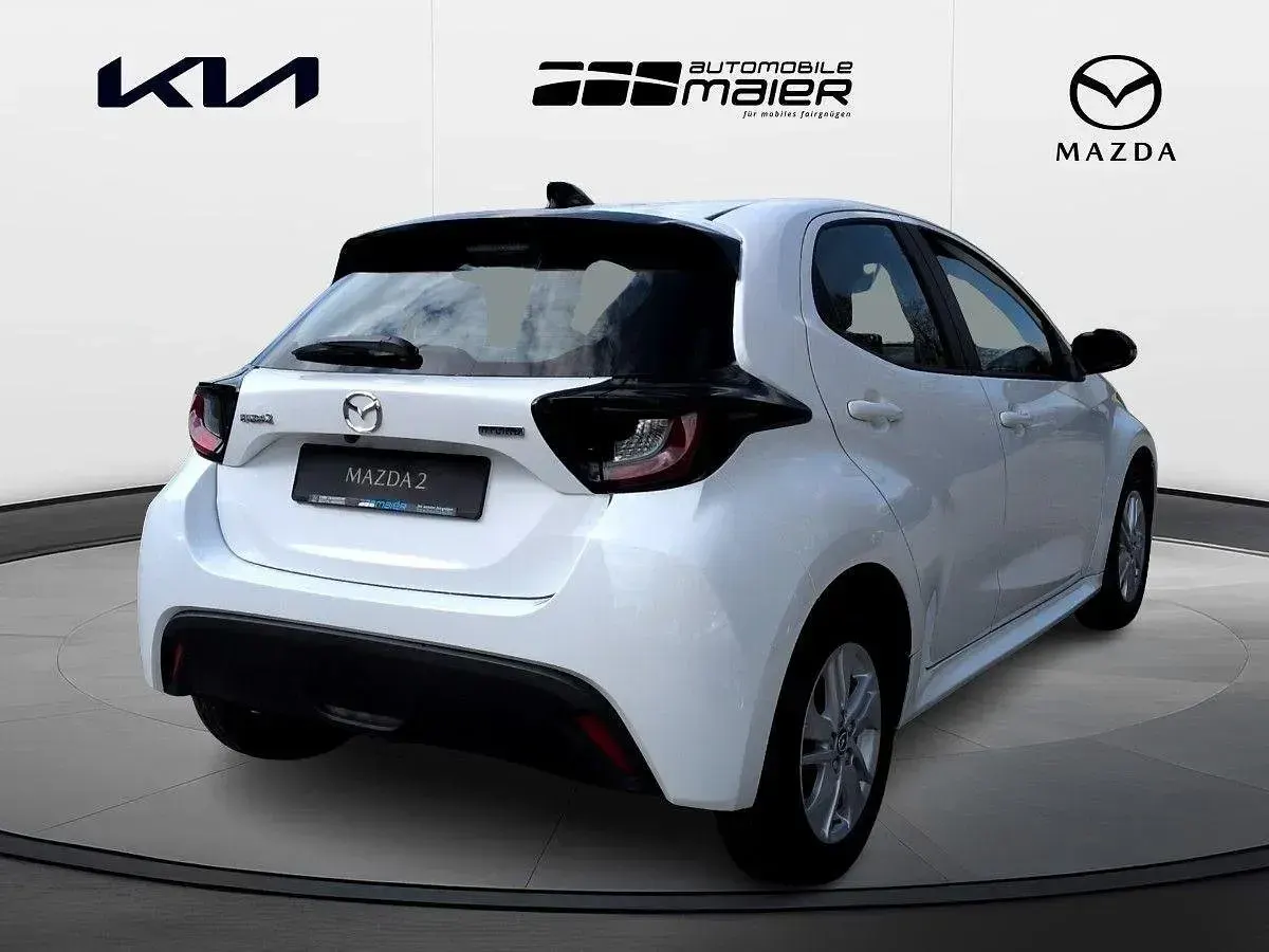 Neu Mazda 2 Center-Line 116 PS (85 kW) 2025 Weiß Kleinwagen