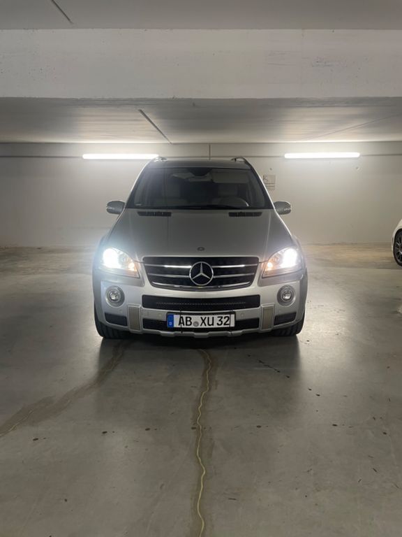 Silber Gebraucht 2005 Mercedes ML500 SUV | 10.000 € (Guter Preis) - Bild 1/4