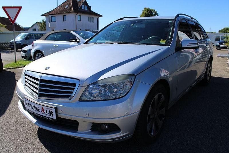 Silber Gebraucht 2008 Mercedes C180 Limousine | 3.950 € (Guter Preis) - Bild 1/4