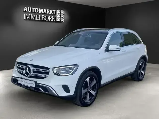 Gebraucht Mercedes GLC220 Exclusive 194 PS (142 kW) 2020 Weiß polarweiss  unilack SUV