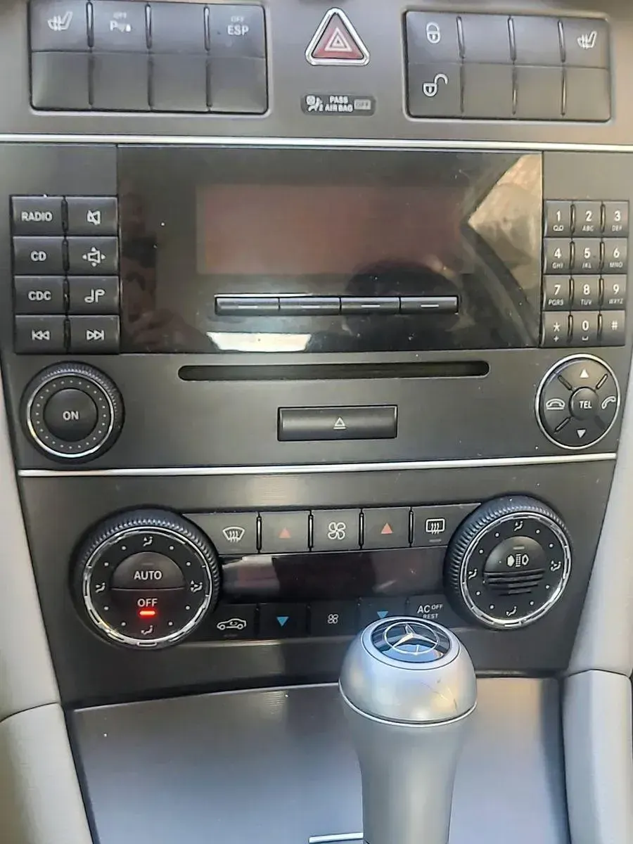 Gebraucht Mercedes CL200 163 PS (119 kW) 2004 Schwarz Coupé