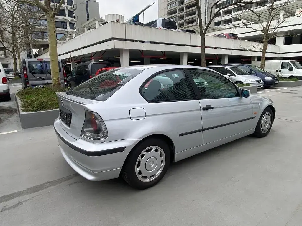 Usata BMW 316 116 CV (85 kW) 2001 Grigio Berlina