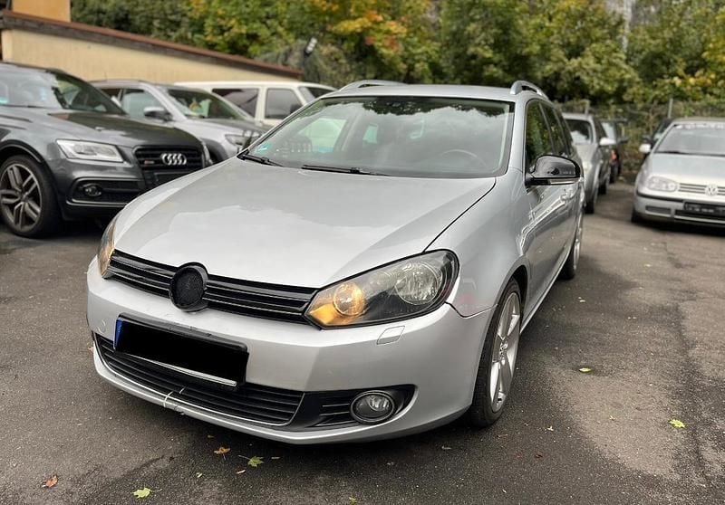 Silber Gebraucht 2012 VW Golf VII Kombi | 2.500 € (Superpreis) - Bild 1/4