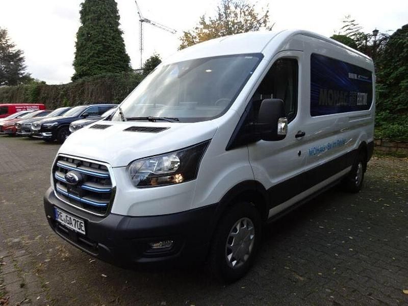 Gebraucht Ford Transit Trend 135 kW (184 PS) 2022 Weiss Van