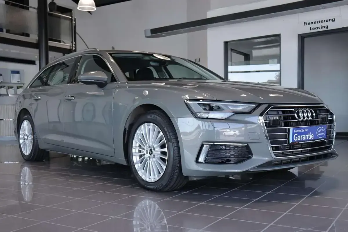 Second-hand Audi A6 Design 265 CP (194 kW) 2022 Gri Break
