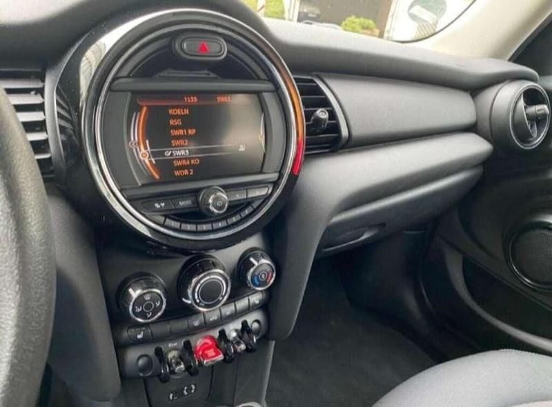 Gebraucht Mini ONE 102 PS (75 kW) 2015 Beige Kleinwagen