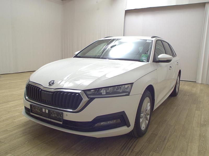 Second-hand Skoda Octavia Ambition 150 CP (110 kW) 2022 Alb Break