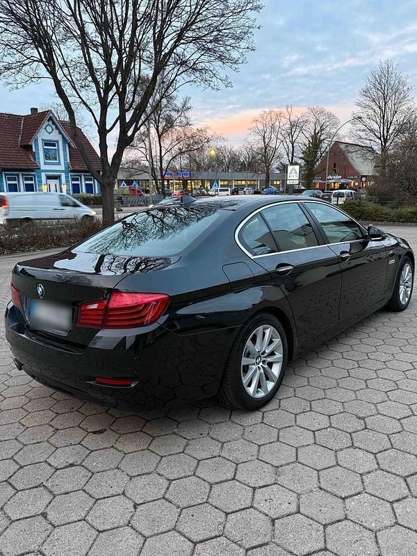 Gebraucht BMW 530 258 PS (189 kW) 2016 Schwarz Limousine
