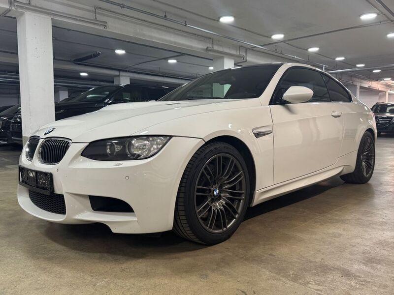 Weiß Gebraucht 2009 BMW M3 Performance Coupé | 31.999 € - Bild 1/4