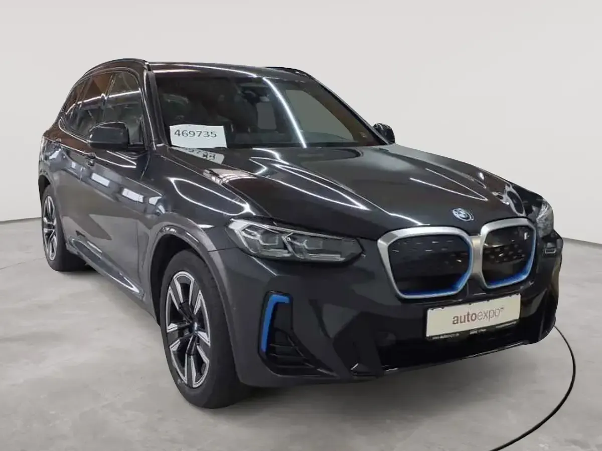 Gebraucht BMW iX3 210 kW (286 PS) 2023 SUV
