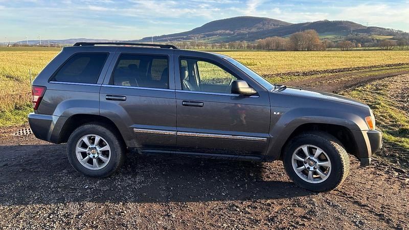 Gebraucht Jeep Grand Cherokee 215 PS (158 kW) 2006 Grau SUV