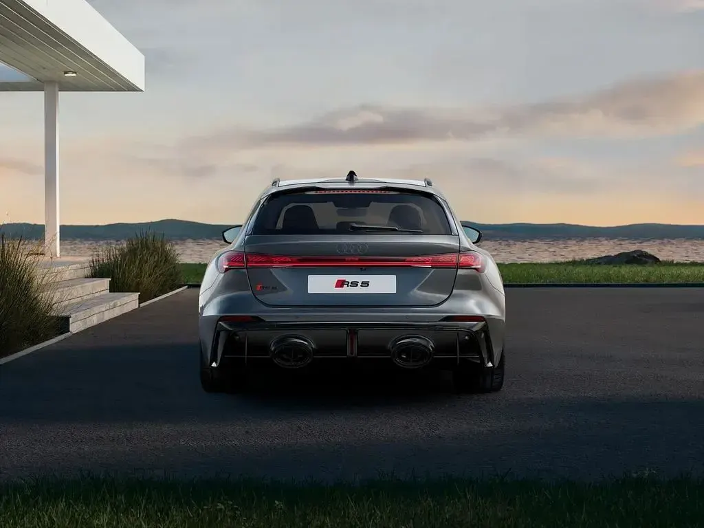 Gebraucht Audi RS5 Sport 639 PS (469 kW) 2026 Magnetgrau Kombi