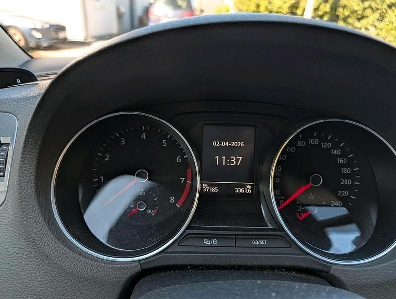 Gebraucht VW Polo 90 PS (66 kW) 2014 Schwarz Kleinwagen