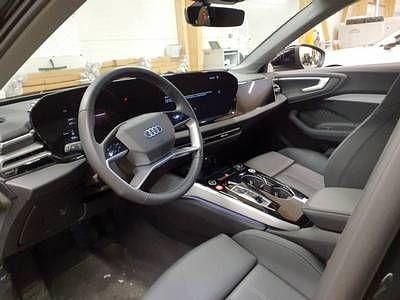 Gebraucht Audi A5 Ambiente 204 PS (150 kW) 2025 Mythosschwarz metallic Kombi