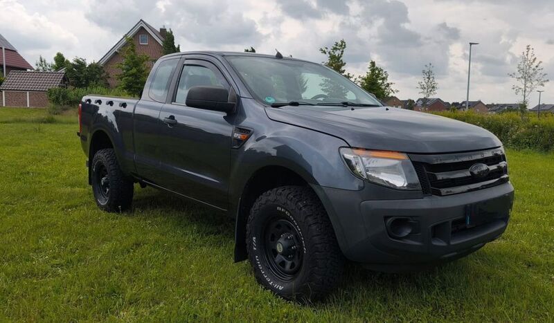 Grau Gebraucht 2012 Ford Ranger Abholung | 14.499 € (Fairer Preis) - Bild 1/4