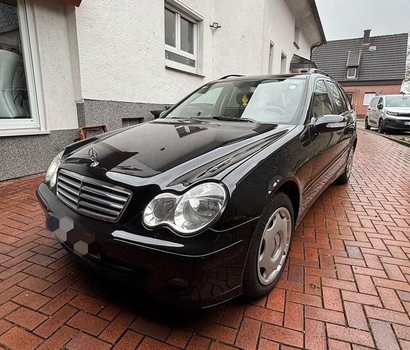 Gebraucht Mercedes C220 Elegance 150 PS (110 kW) 2007 Schwarz Kombi