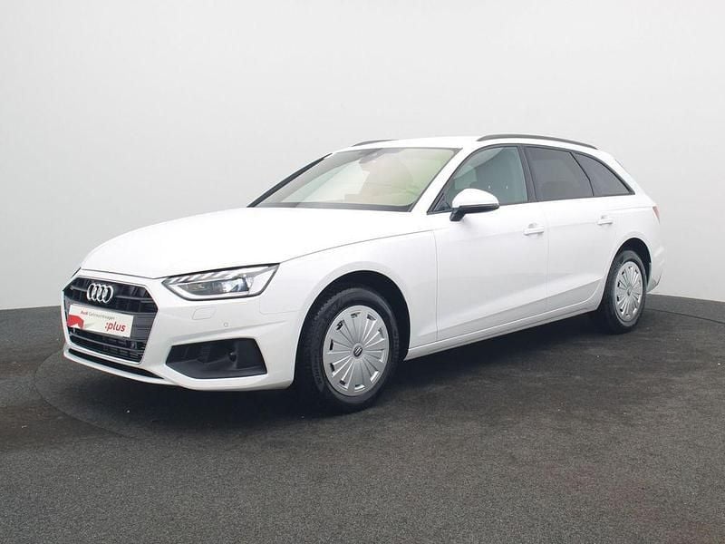 Gebraucht Audi A4 Advanced 150 PS (110 kW) 2024 Arkonaweiß Kombi