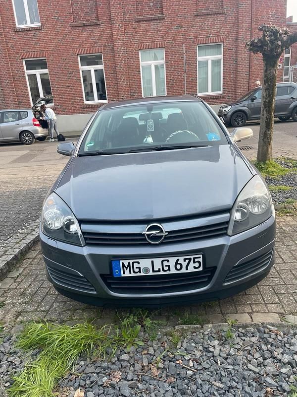 Gebraucht Opel Astra 105 PS (77 kW) 2004 Grau Limousine