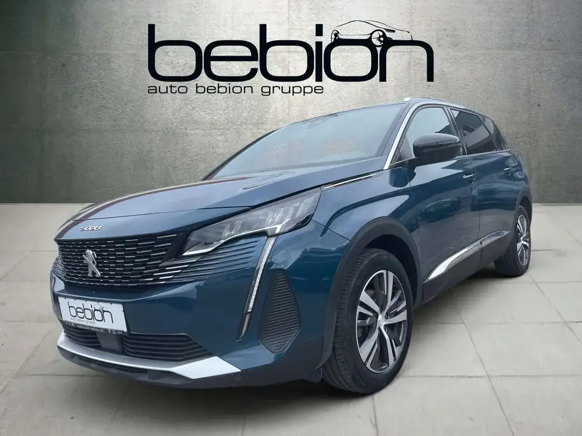 Gebraucht Peugeot 5008 Allure 131 PS (96 kW) 2024 SUV