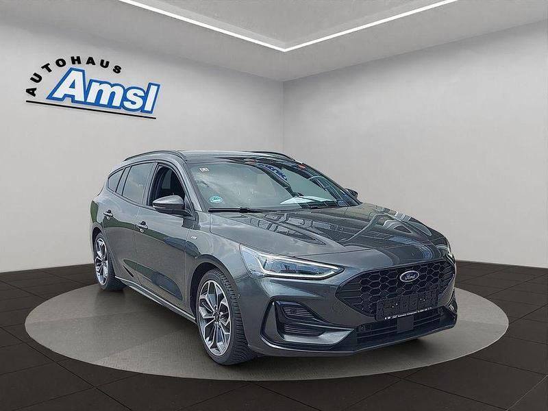 Używany Ford Focus ST-Line X 155 KM (114 kW) 2025 Szary Sedan/Limuzyna