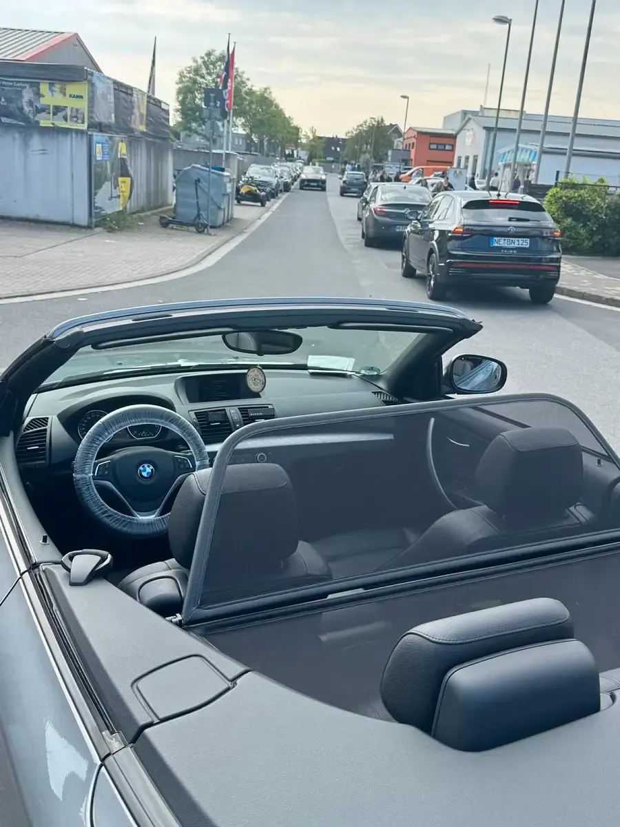 Gebraucht BMW 120 175 PS (128 kW) 2014 Grau Kleinwagen